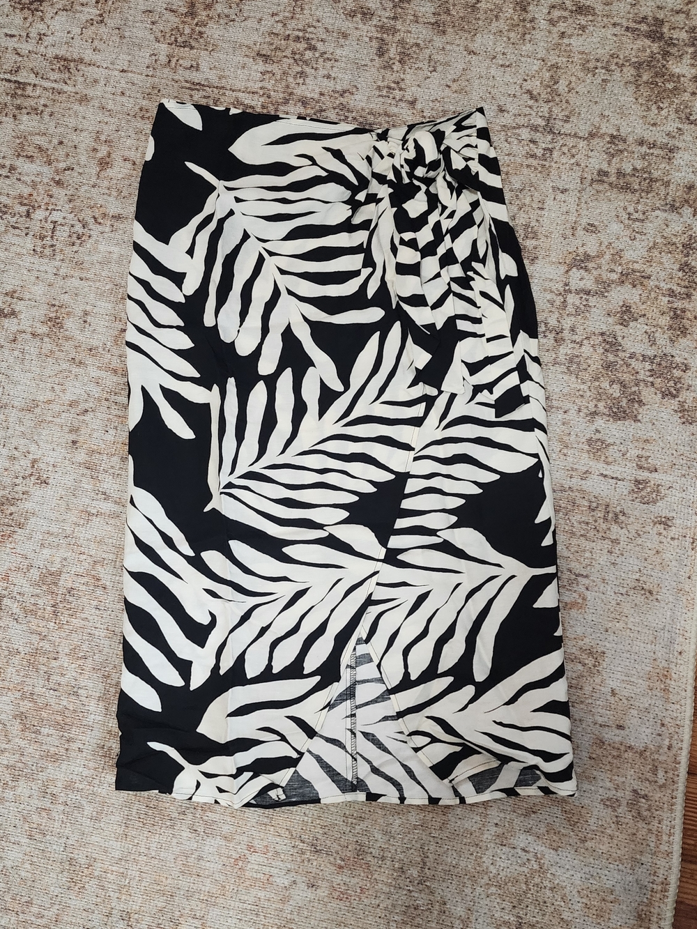 H&M Black and White Palm-Leaf Midi Wrap Skirt